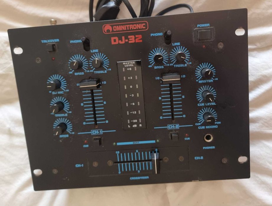 Mixer dj 2 canais