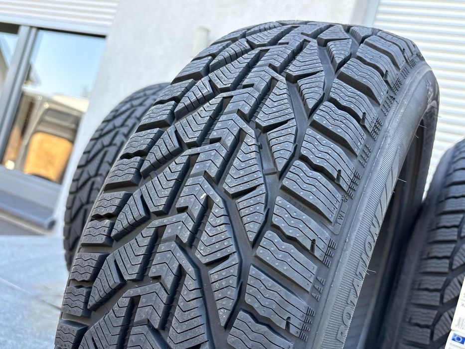4szt NOWE! zimowe 215/55r17 Kormoran Snow 98V XL prod 2025rok! 5lat gw