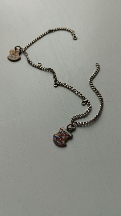 Stary  łańcuszek z herbami miast