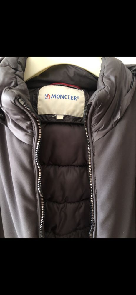 Blusao Moncler Cinzento