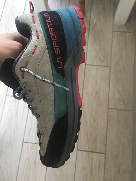 La sportiva , solomon , scarpa