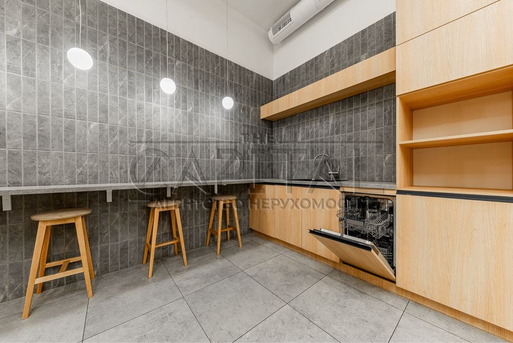 Оренда автономного офісу 250 м² метро Золоті ворота  центр