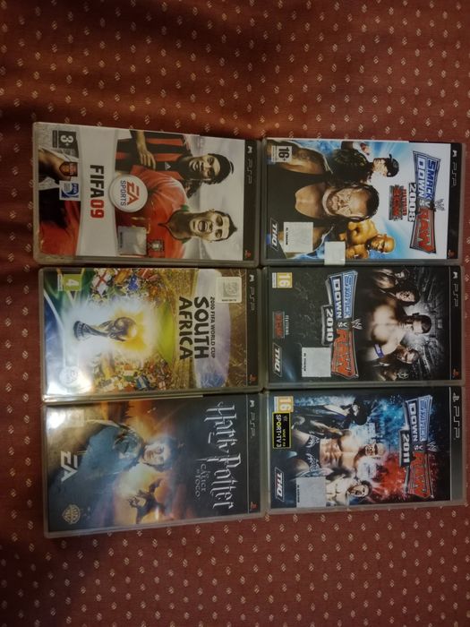 Vendo jogos usados para diferentes consolas e para PC