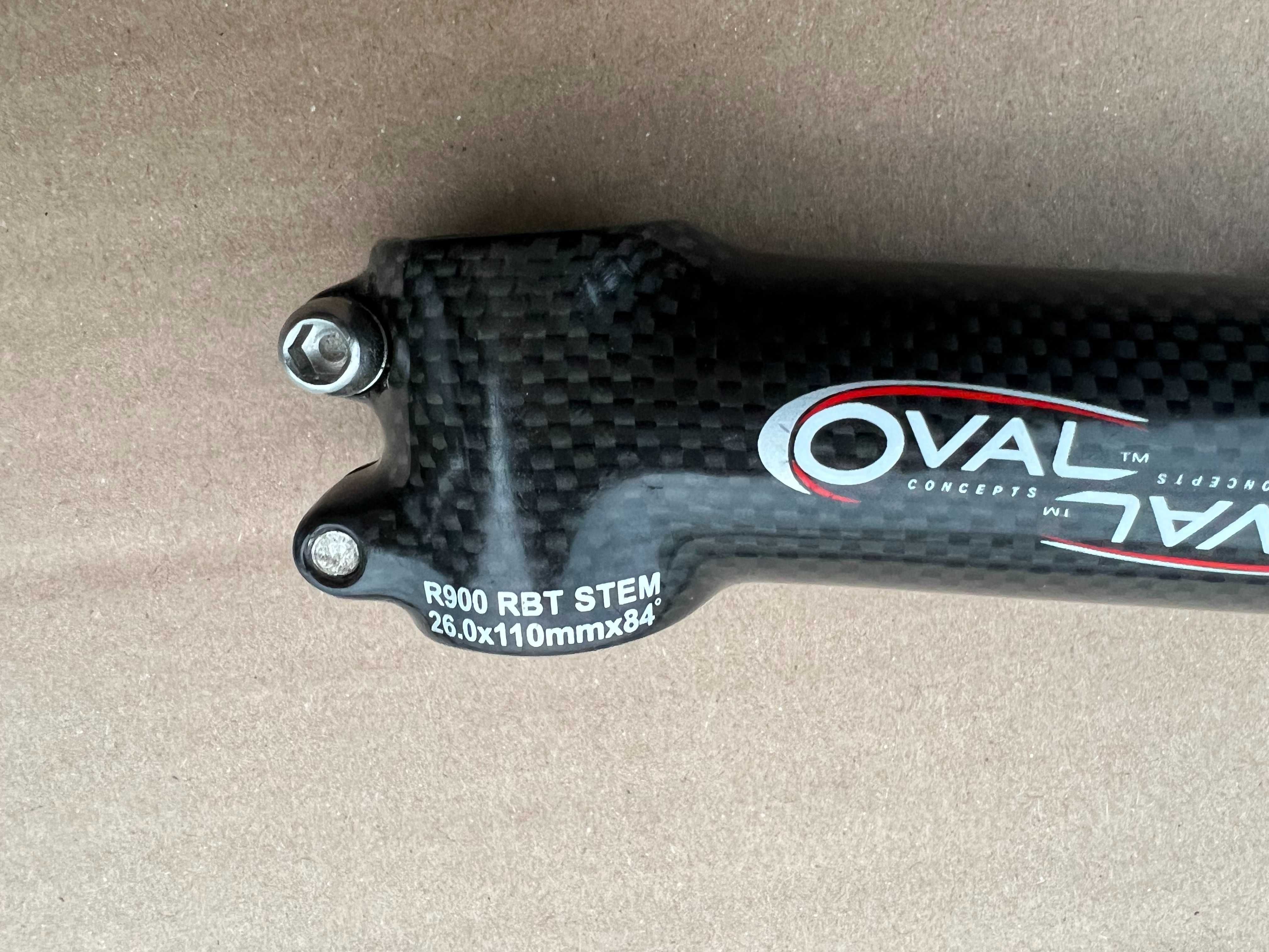 Mostek Wspornik Kierownicy OVAL CONCEPTS R900 CARBON Szosa MTB ALU 110