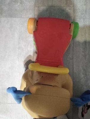 Jeździk fisher price