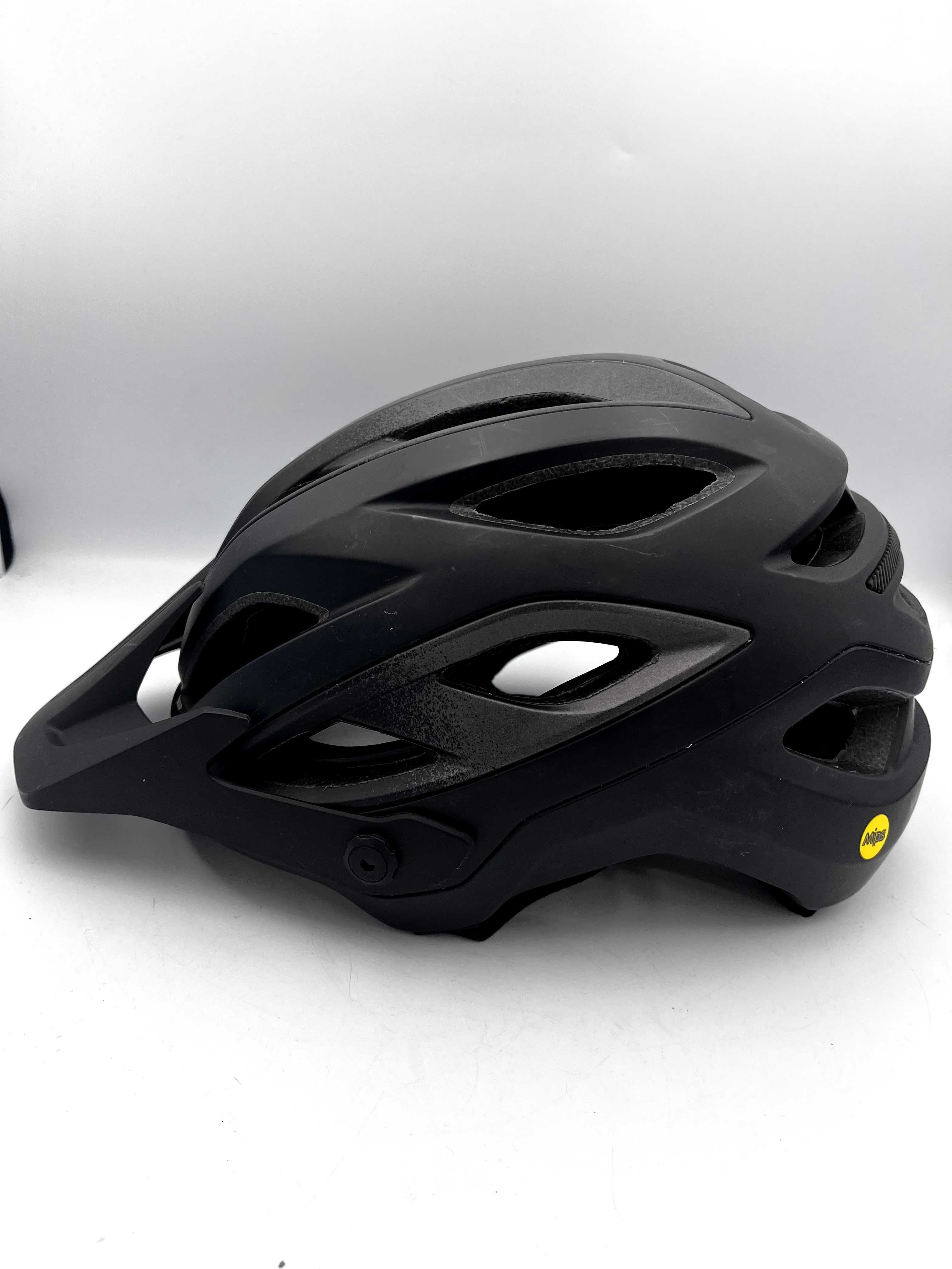 Powystawowy Kask Rowerowy Giro Merit Mips Spherical r. L (59-63cm)