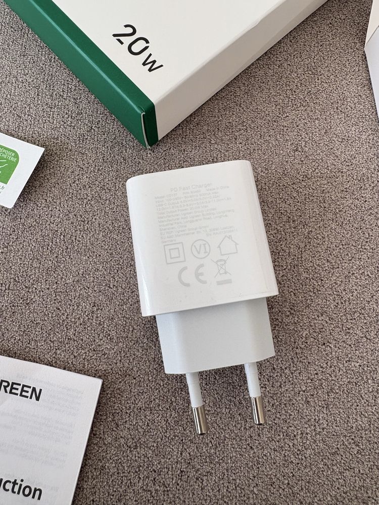 Зарядное устройство Ugreen USB Type-C PD QC 20W блок питания блочок