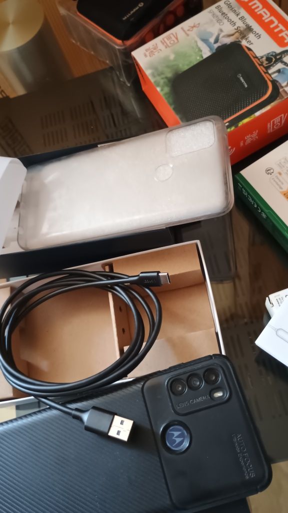 Motorola G50 + głośnik bluetooth +