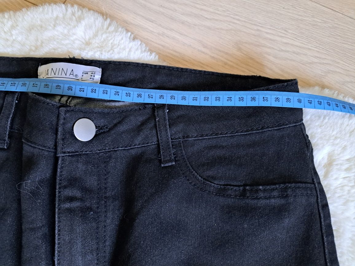 Spodnie z wysokim stanem jeansowe czarne rozmiar 42