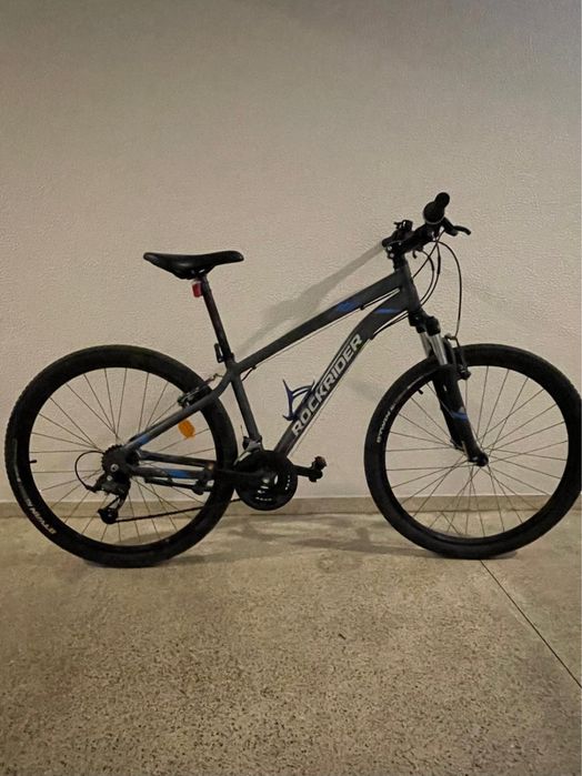 bicicleta BTT Decathlon Btwin Rockrider ST100
