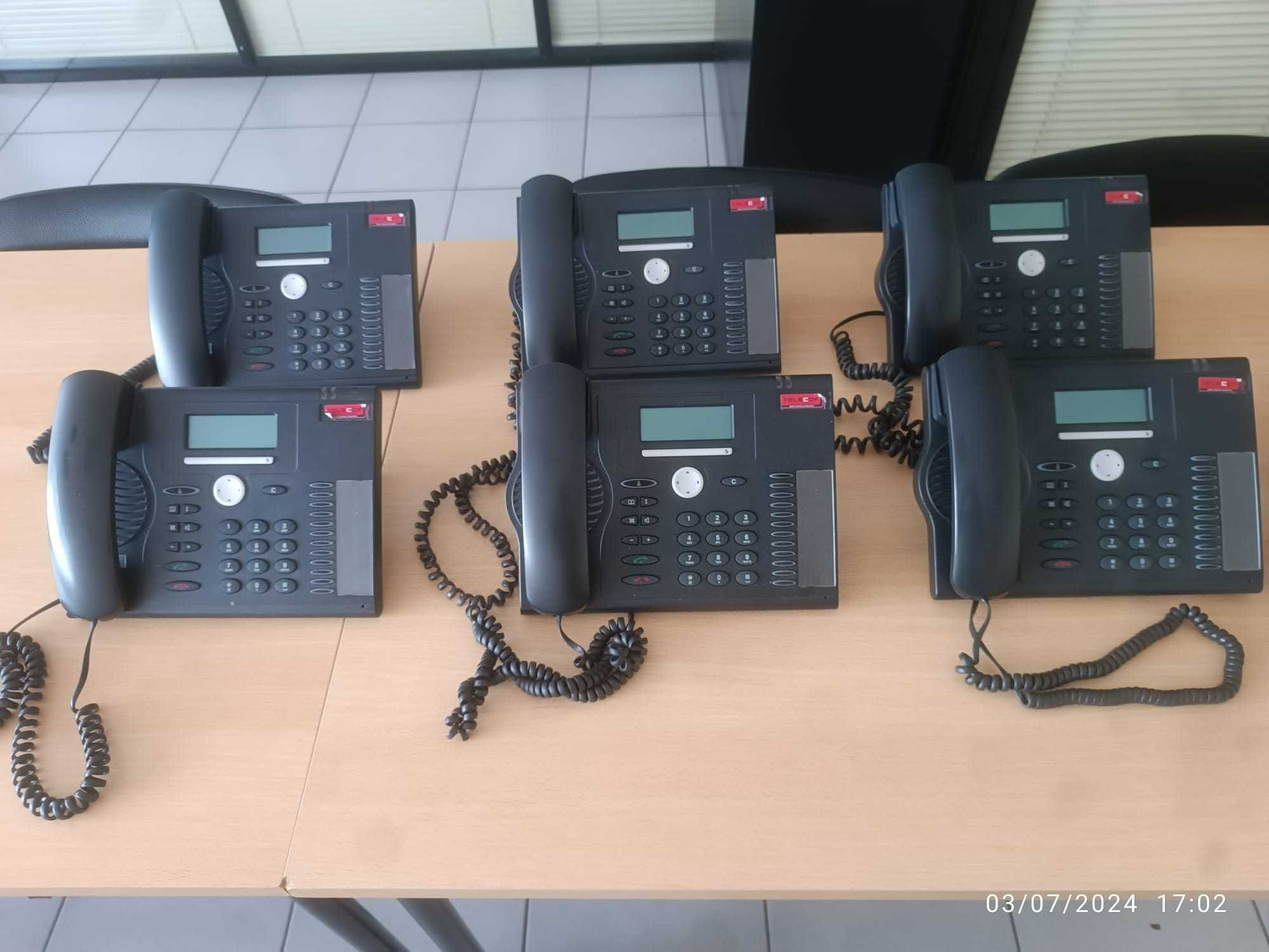 Central Telefónica e telefones digitais Mitel (Bom Estado)