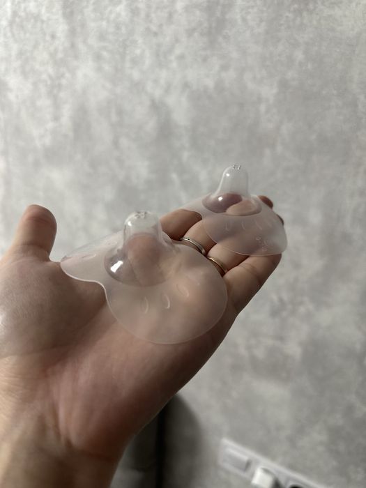 Накладки на соски, крем для загоєння сосків