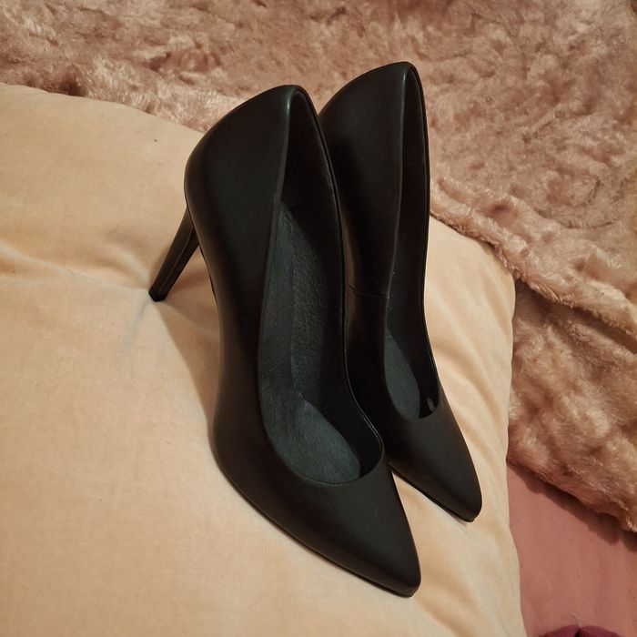 Sapatos pele preta - 40 FOREVA