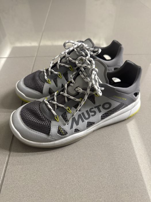 Musto buty żeglarskie pokładowe Musto Dynamic