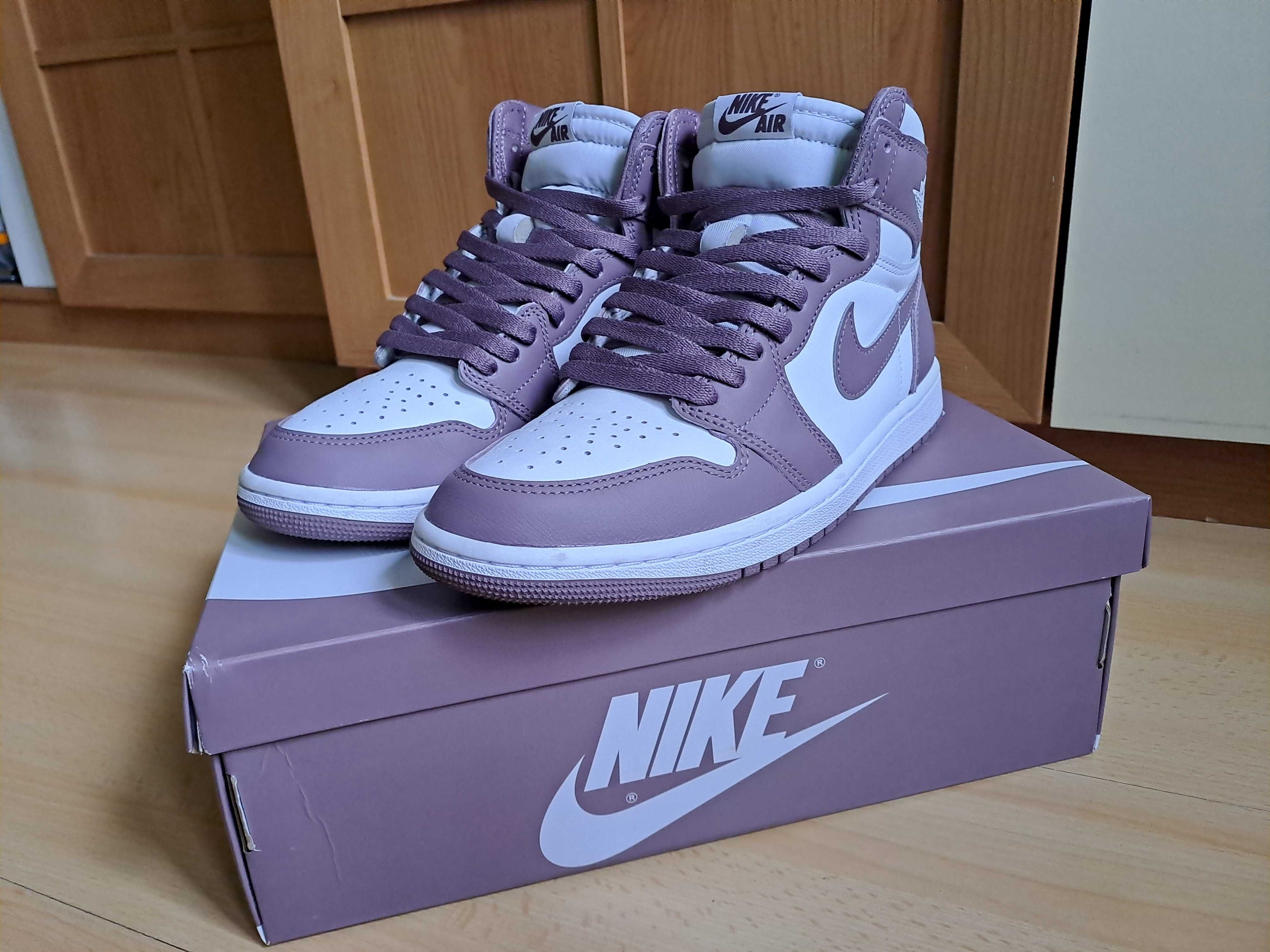Nike Air Jordan 1 Retro High OG Mauve (rozmiar 42)