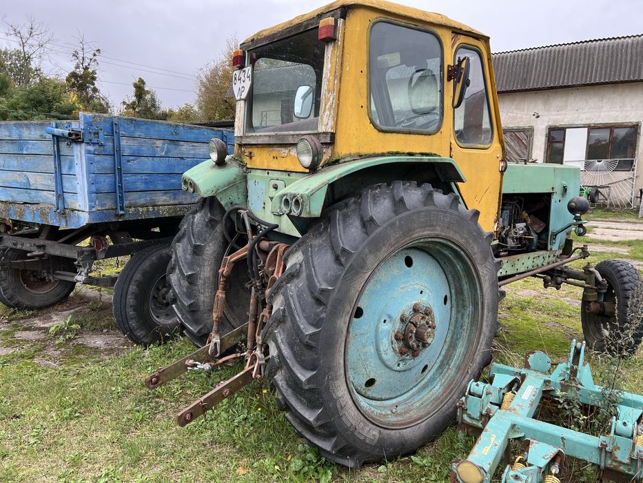 Трактор ЮМЗ-6л / причіп