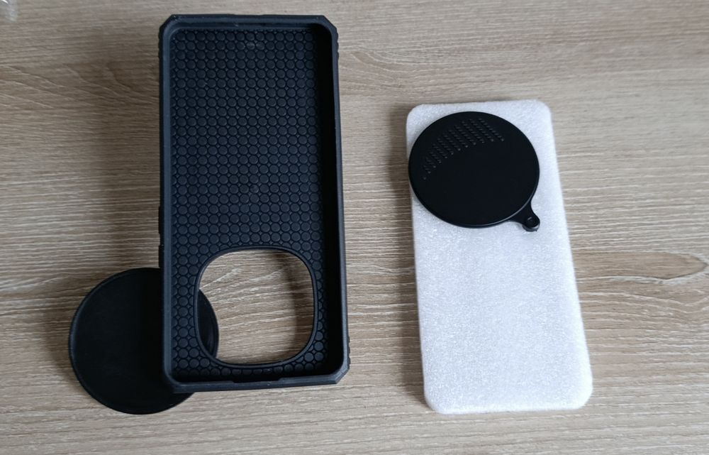 Чохол на телефон зі змінним віконцем ( шторкою)