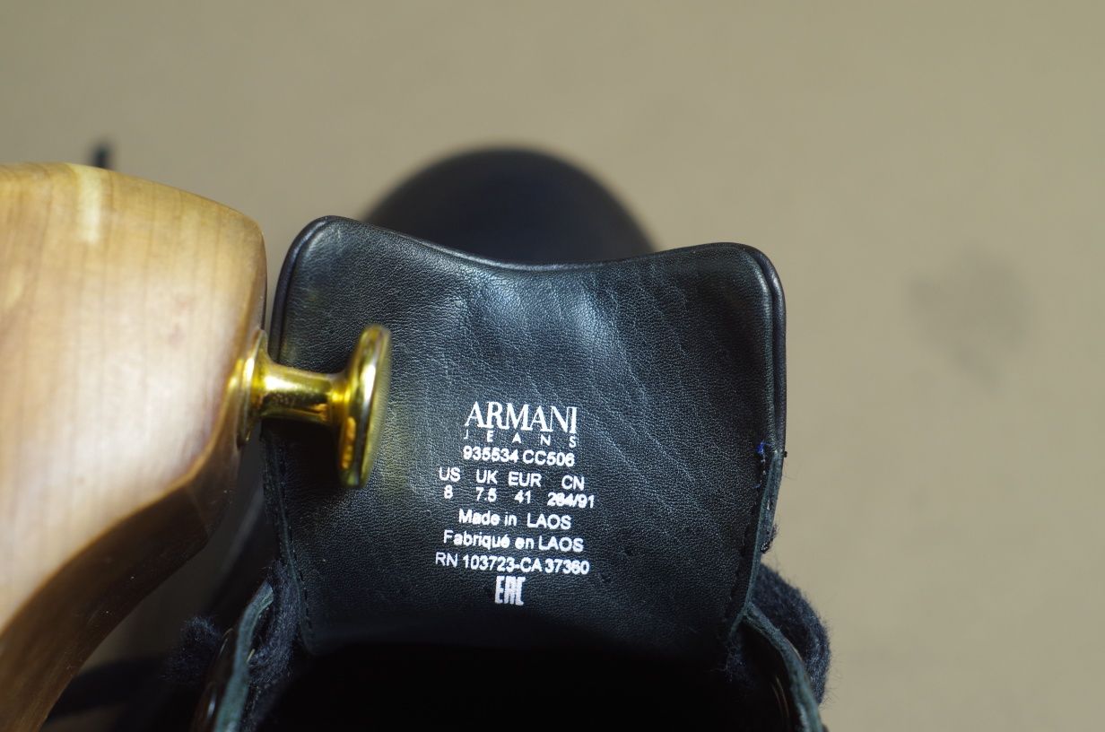 Armani Кроссовки Оригинал 41р ( 26,5см )