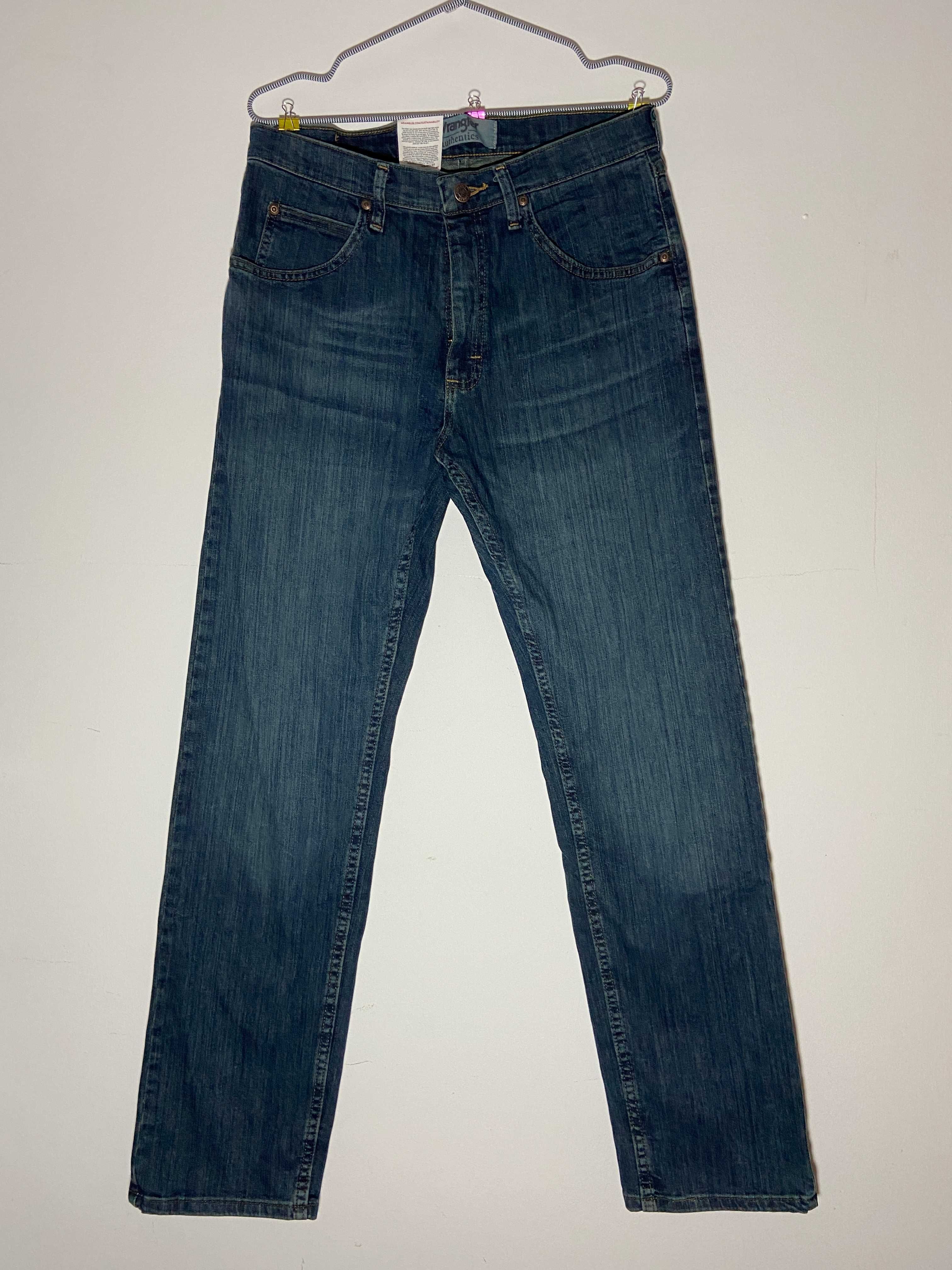 Wrangler Regular Fit Flex Jeans W30/L32 [NOVO]