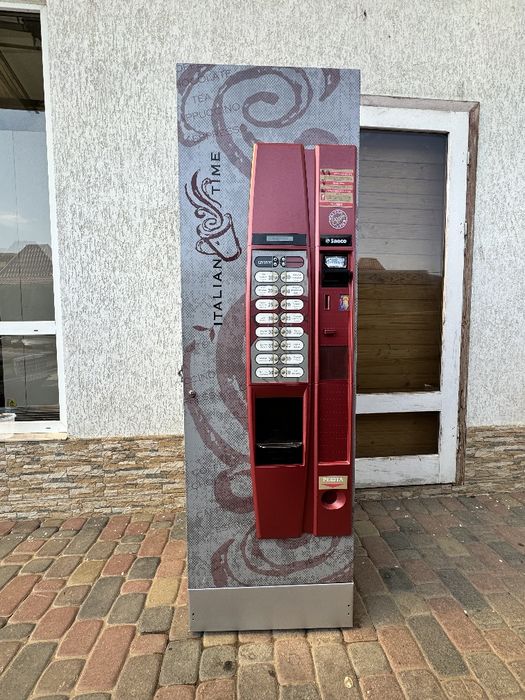 Вендінговий кавовий апарат saeco