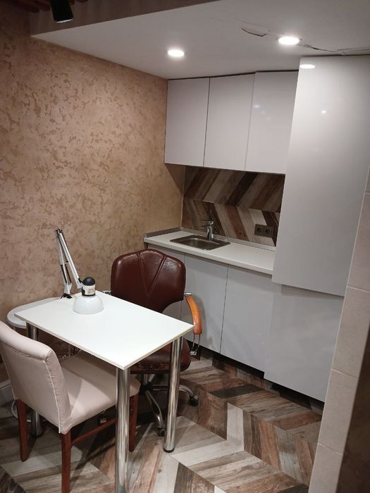 Продам Салон красоты в центре города