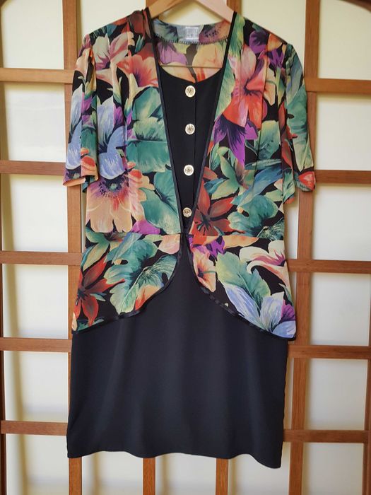 Elegancka sukienka wiskozowa