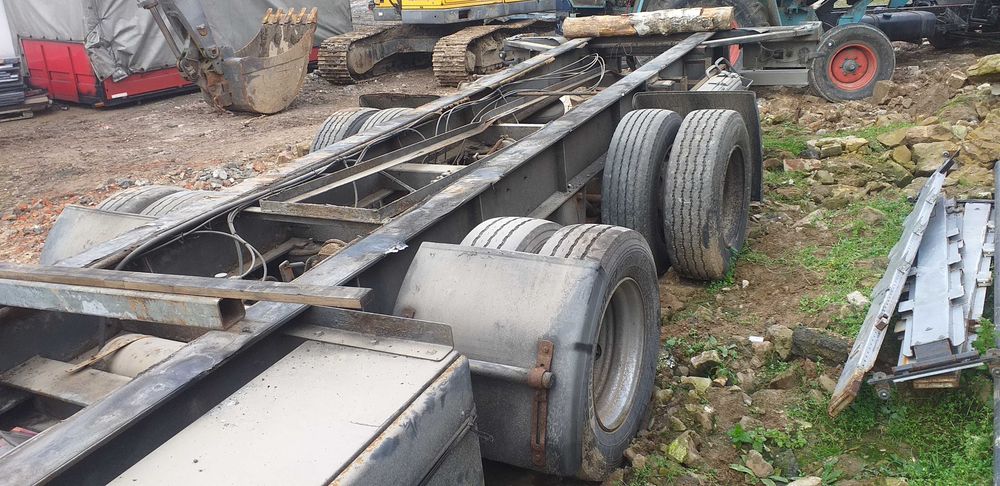 Przyczepa naczepa Osie rolnictwo transport  i innne