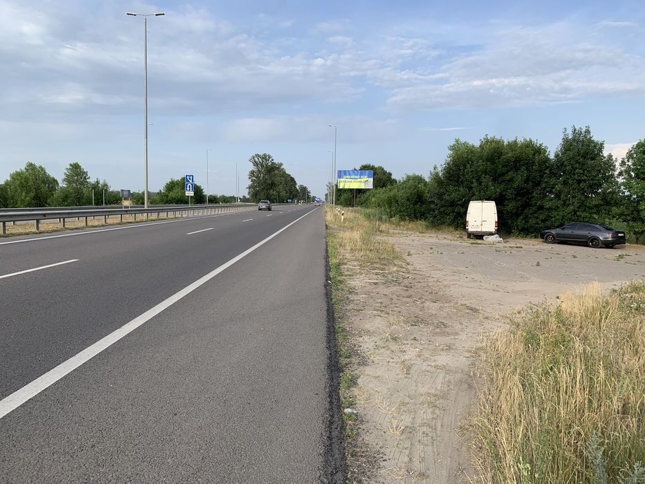 Верхоли земельна ділянка на трасі фасад