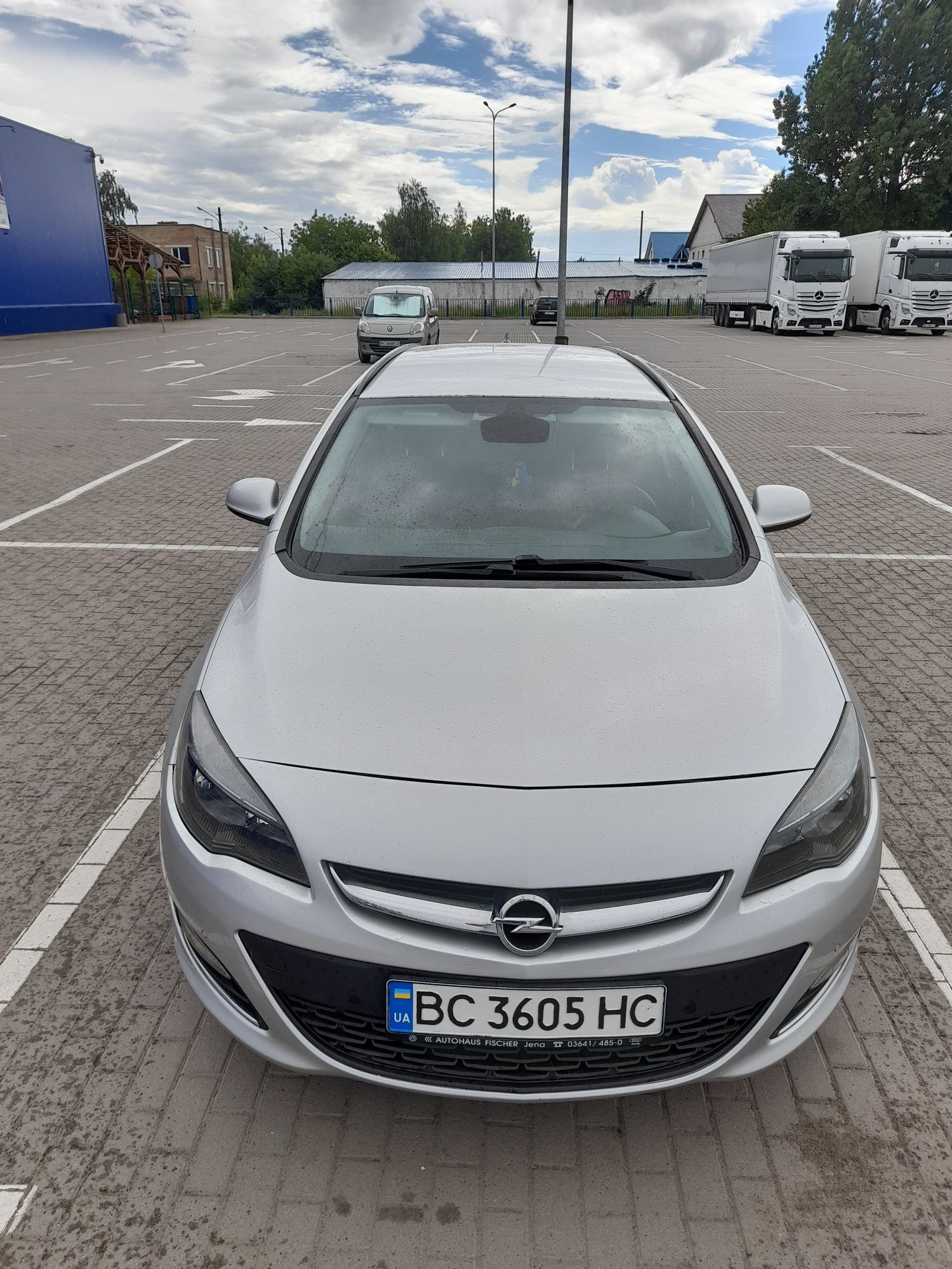 Продам Opel Astra j 2013 р.в