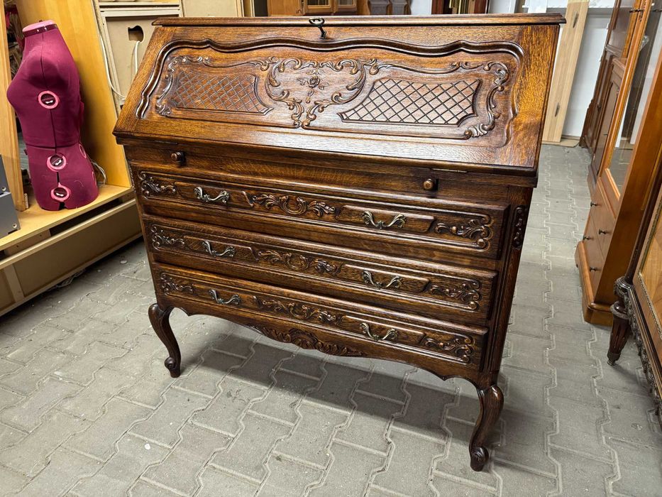 Sekretarzyk w stylu ludwikowskim komoda drewniana sekretarzyk dębowy