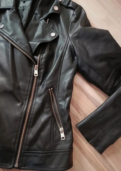 Czarna kurtka damska ramoneska eko skóra Mohito S