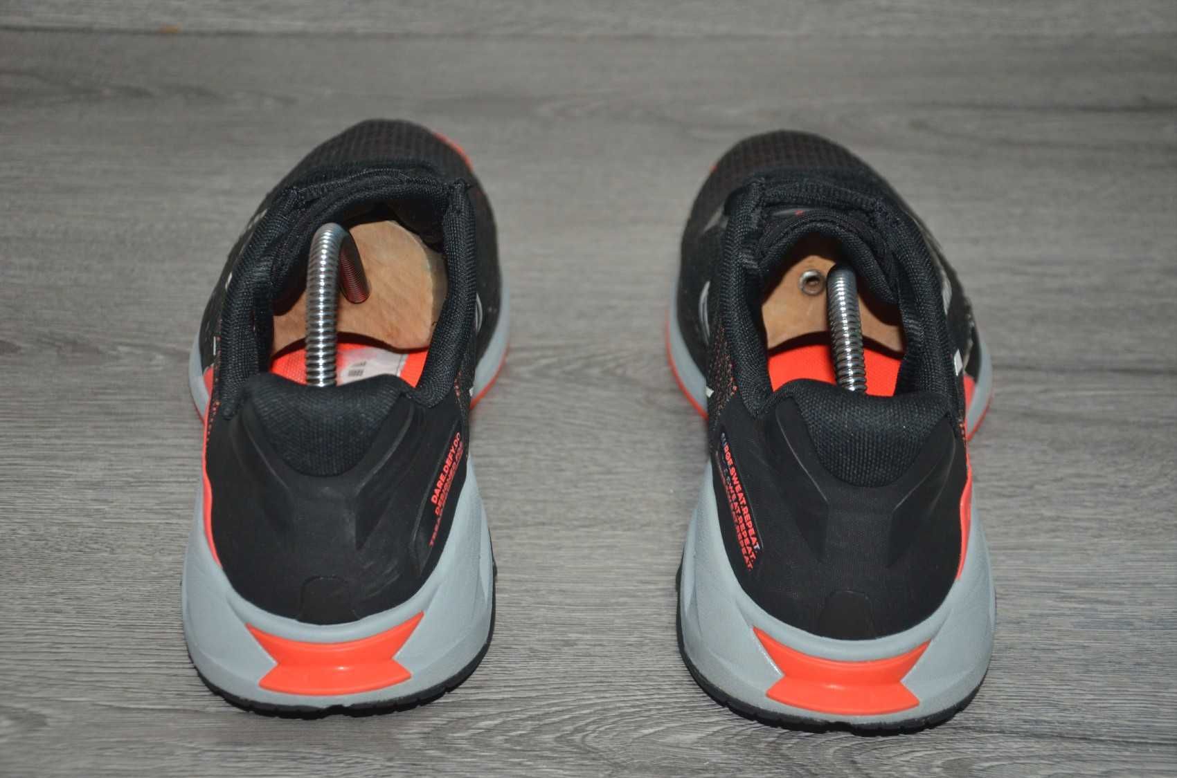 Продам кросівки ФІРМА Nike SuperRep Surge