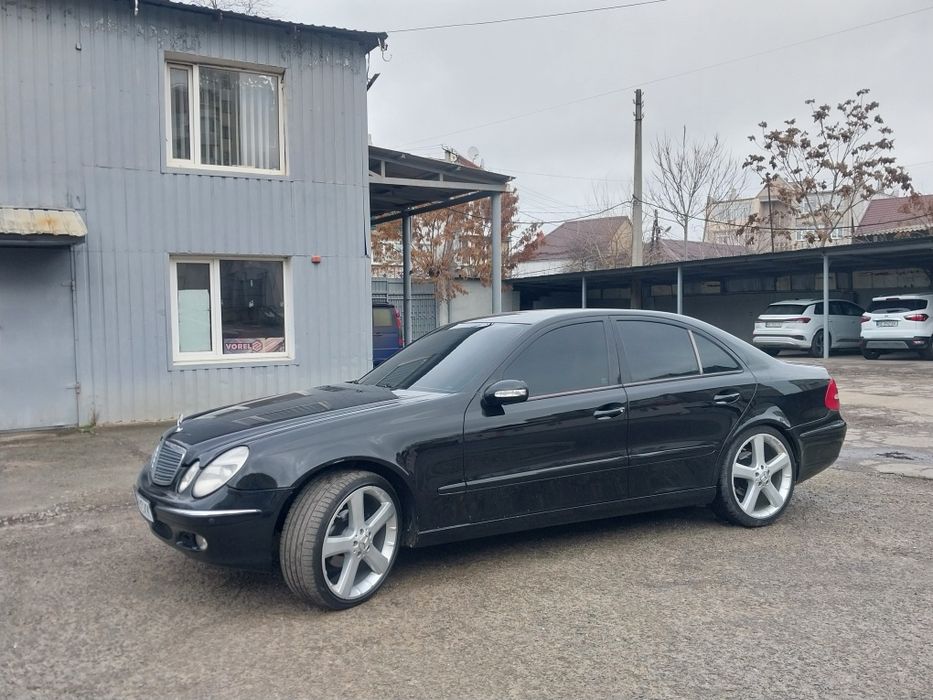 Mersedes E211 1.8 avtomat