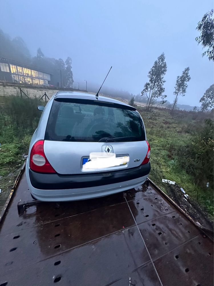 Renault Clio 1.5 Dci ano 2003 para peças