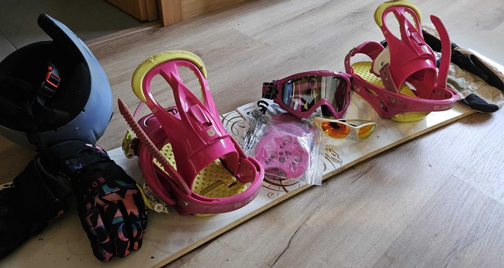 Prancha + Equipamento Feminino Neve: Fixadores, Capacete, Óculos,Luvas