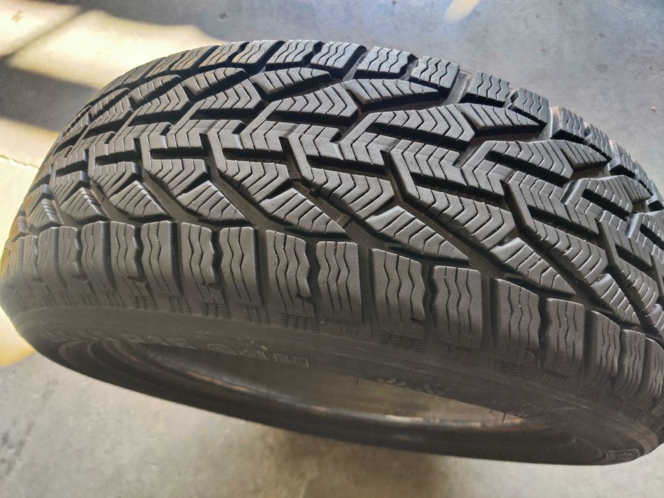 R18 235 45 шини зимові Tigar Winter 8мм 23р арктичні