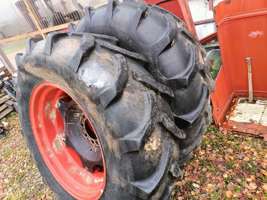 koło koła felga opona 16,9/30 40 % ursus zetor 7211,7011,5211,6911,