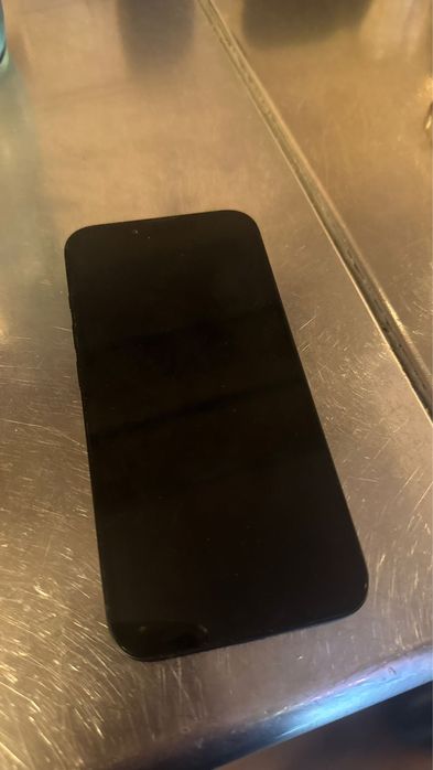 Iphone 16E semi novo 128gb