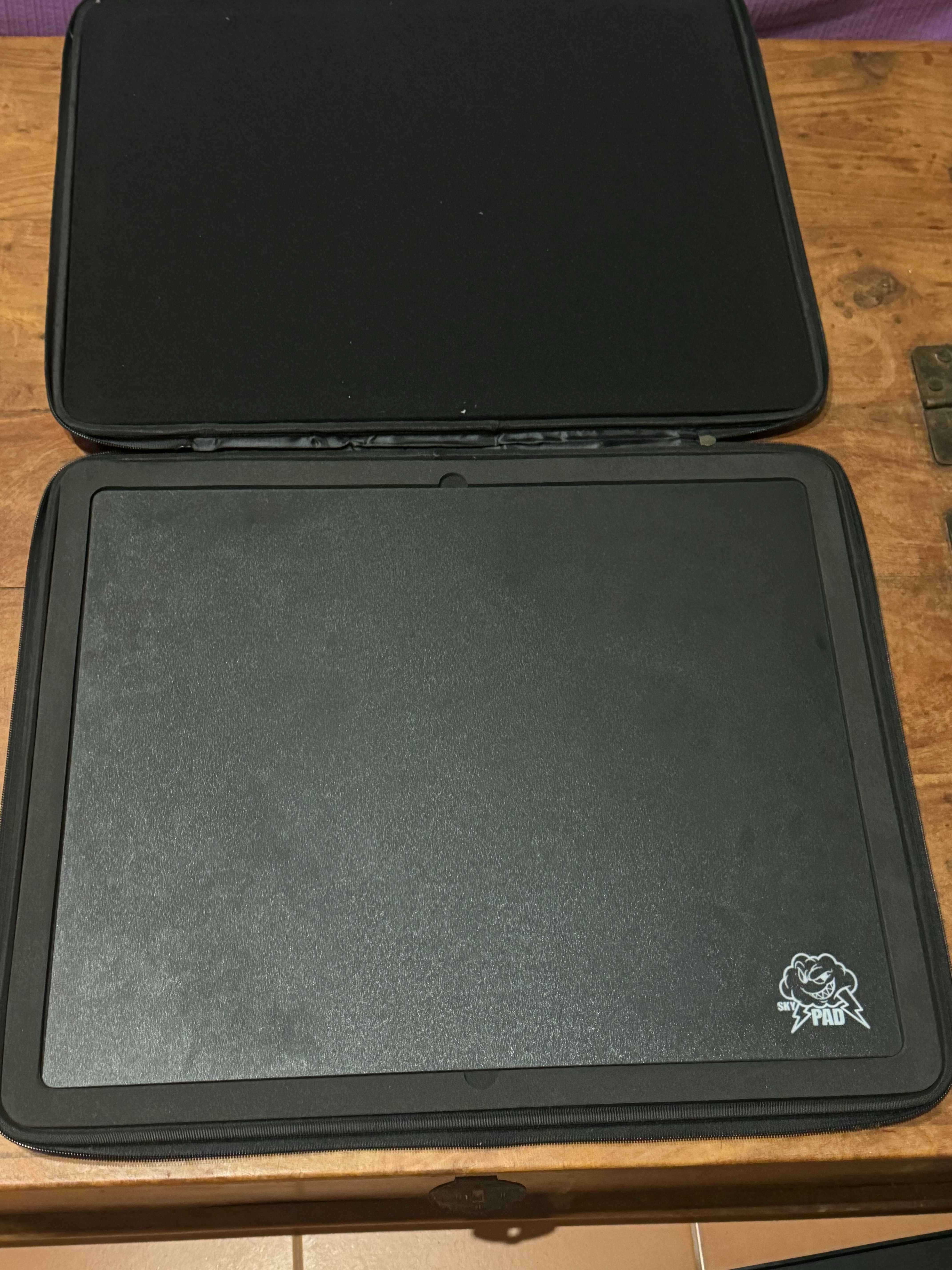 Skypad XL 3.0 Preto com Carrying case