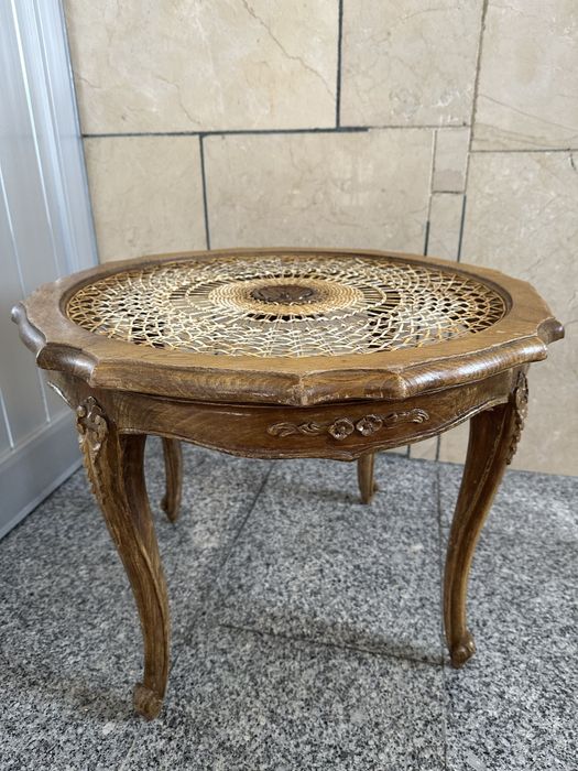 Mesa de centro antiga