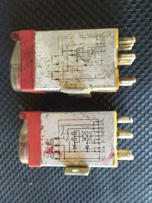 Реле перегрузки   Мерседес 124, Mercedes W124 9 контактів