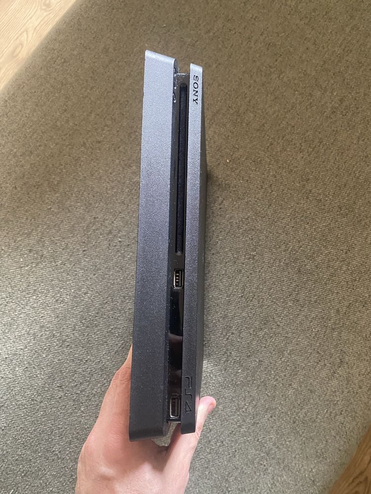 Ps4 slim niski soft goldhen, dużo gier, retro gry