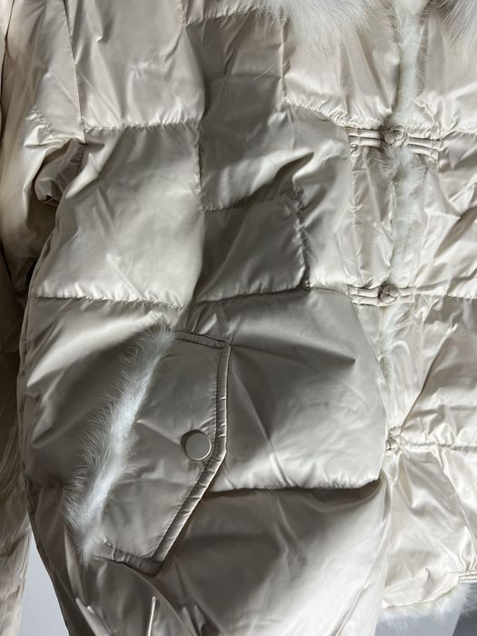 Пуховик на качином пуху  з натуральним хутром єнота