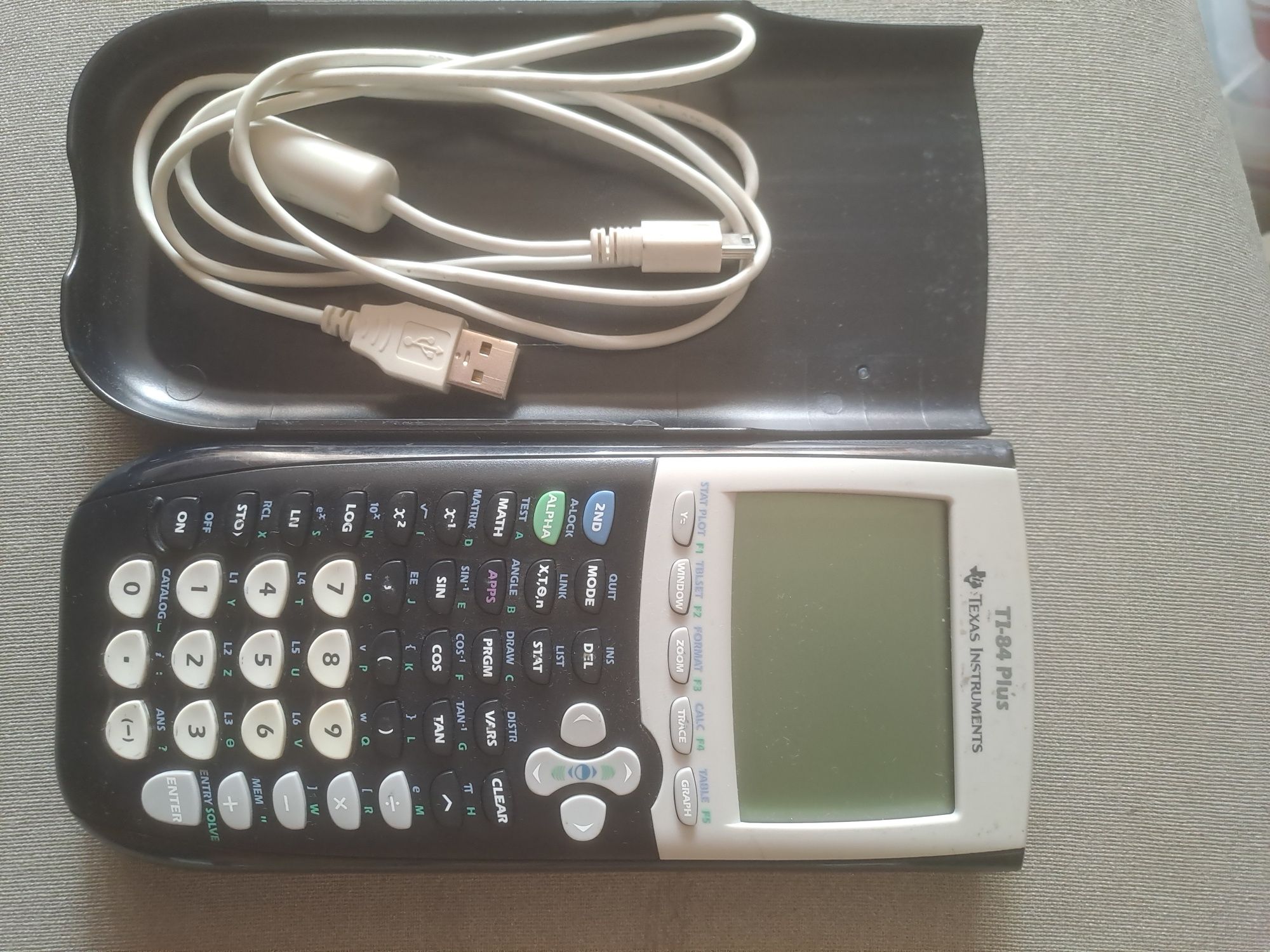 Calculadora texas TI-84 plus