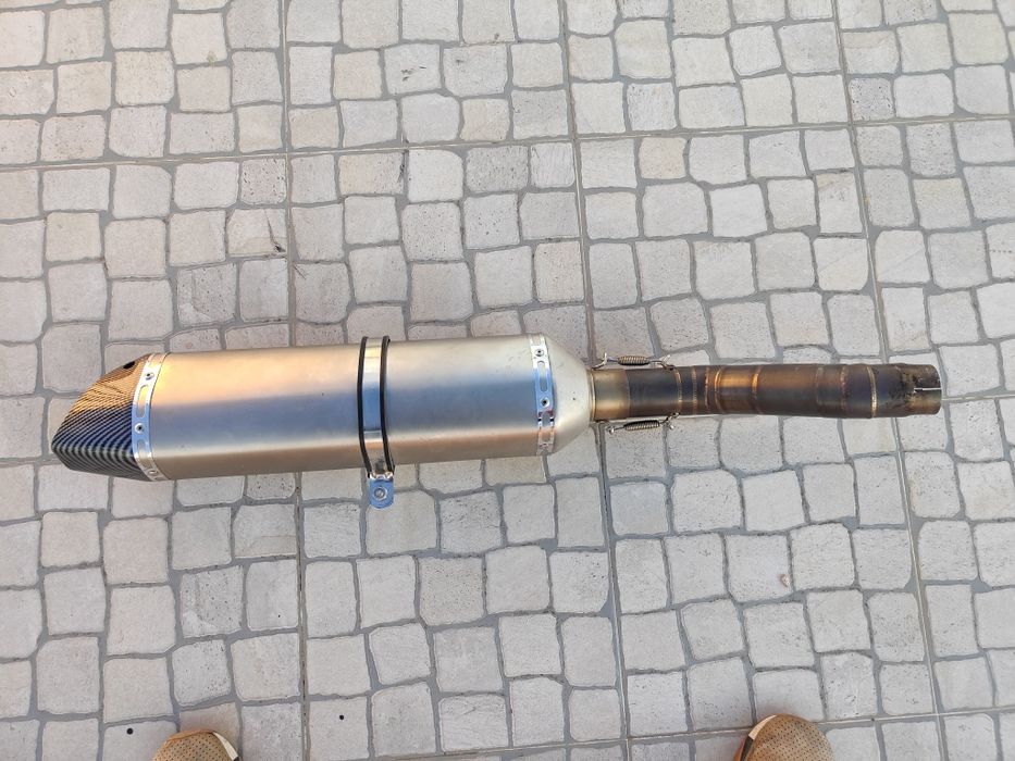 Escape Akrapovic para GSXR1000 K4