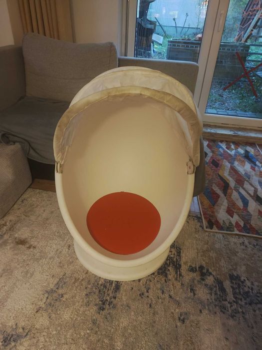 IKEA PS LÖMSK
Fotelik obrotowy, biały/czerwony IKEA JAjko dla dziecka