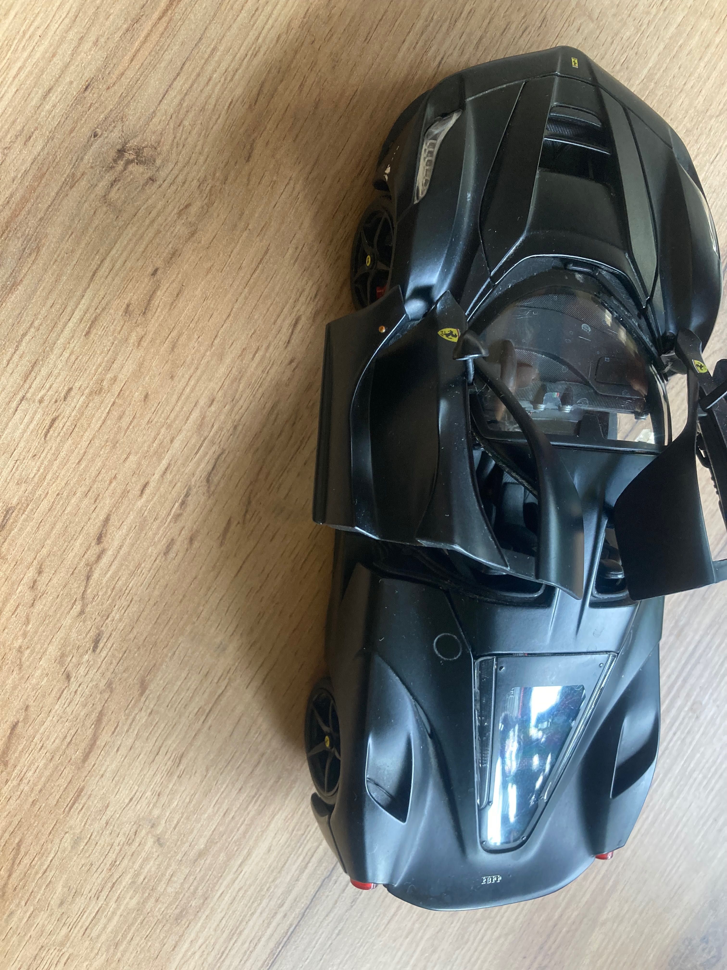 LaFerrari Bburago czarny mat model