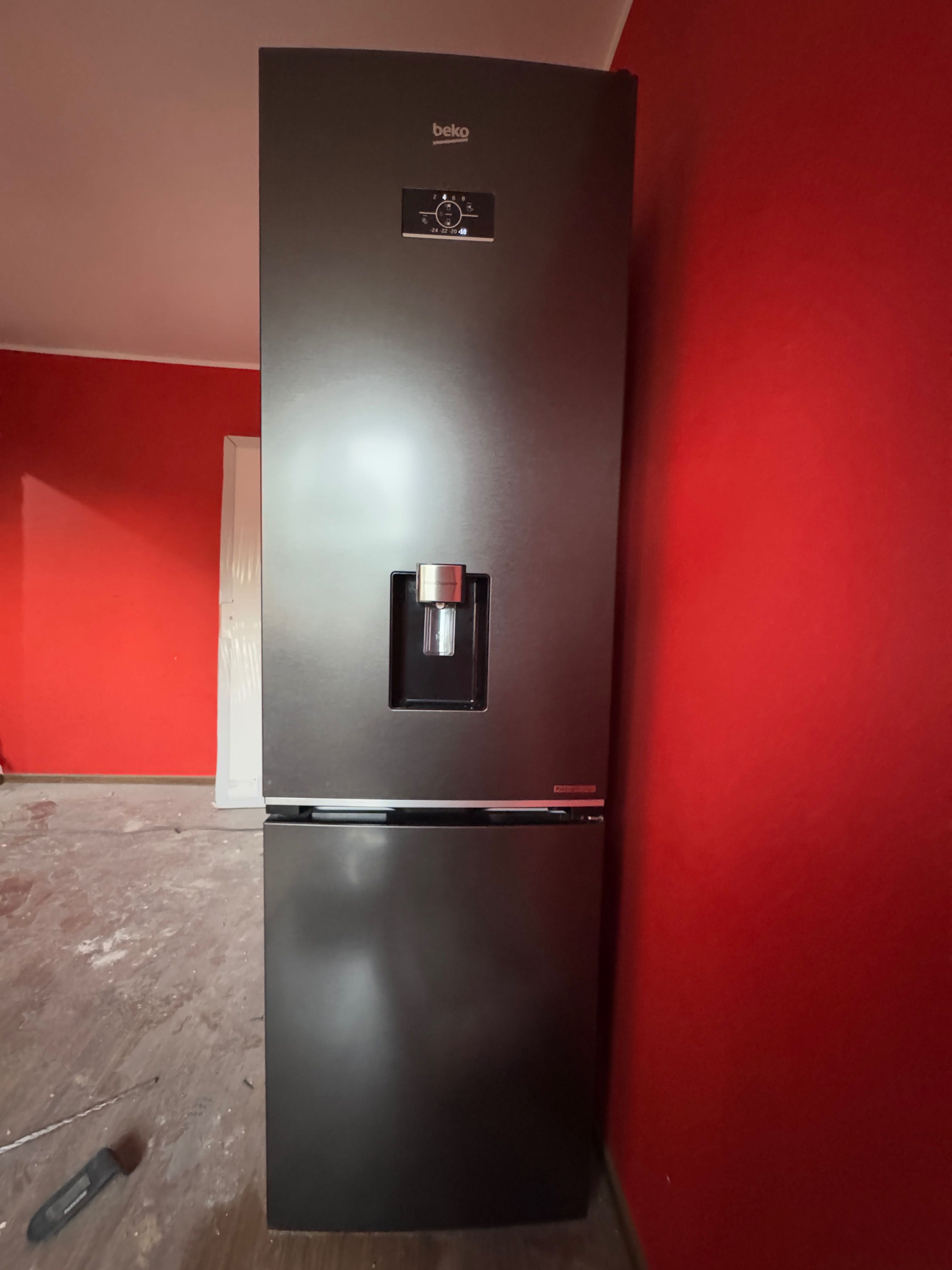 Lodówka  BECO b300 B3RCNA404HDW No Frost
