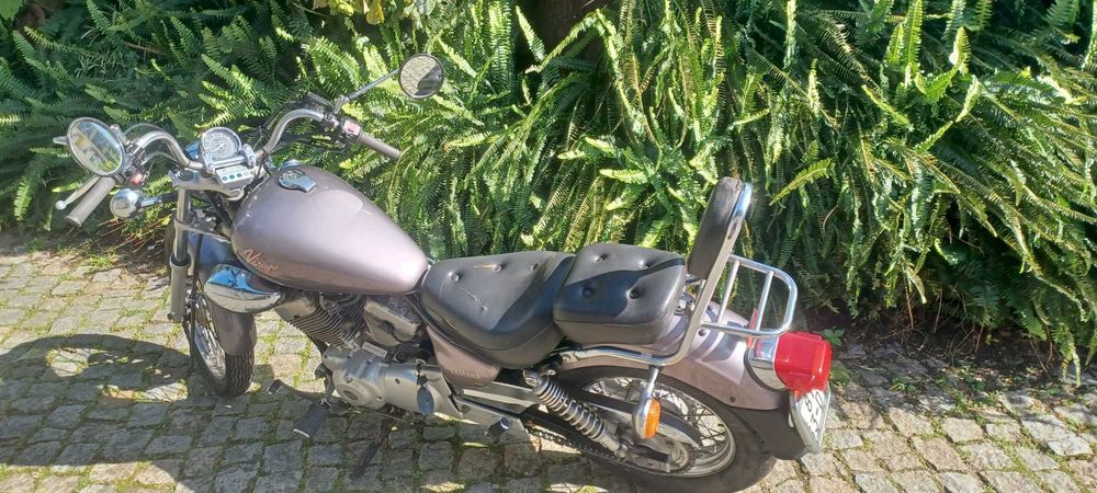 Yamaha Virago 250 clássica