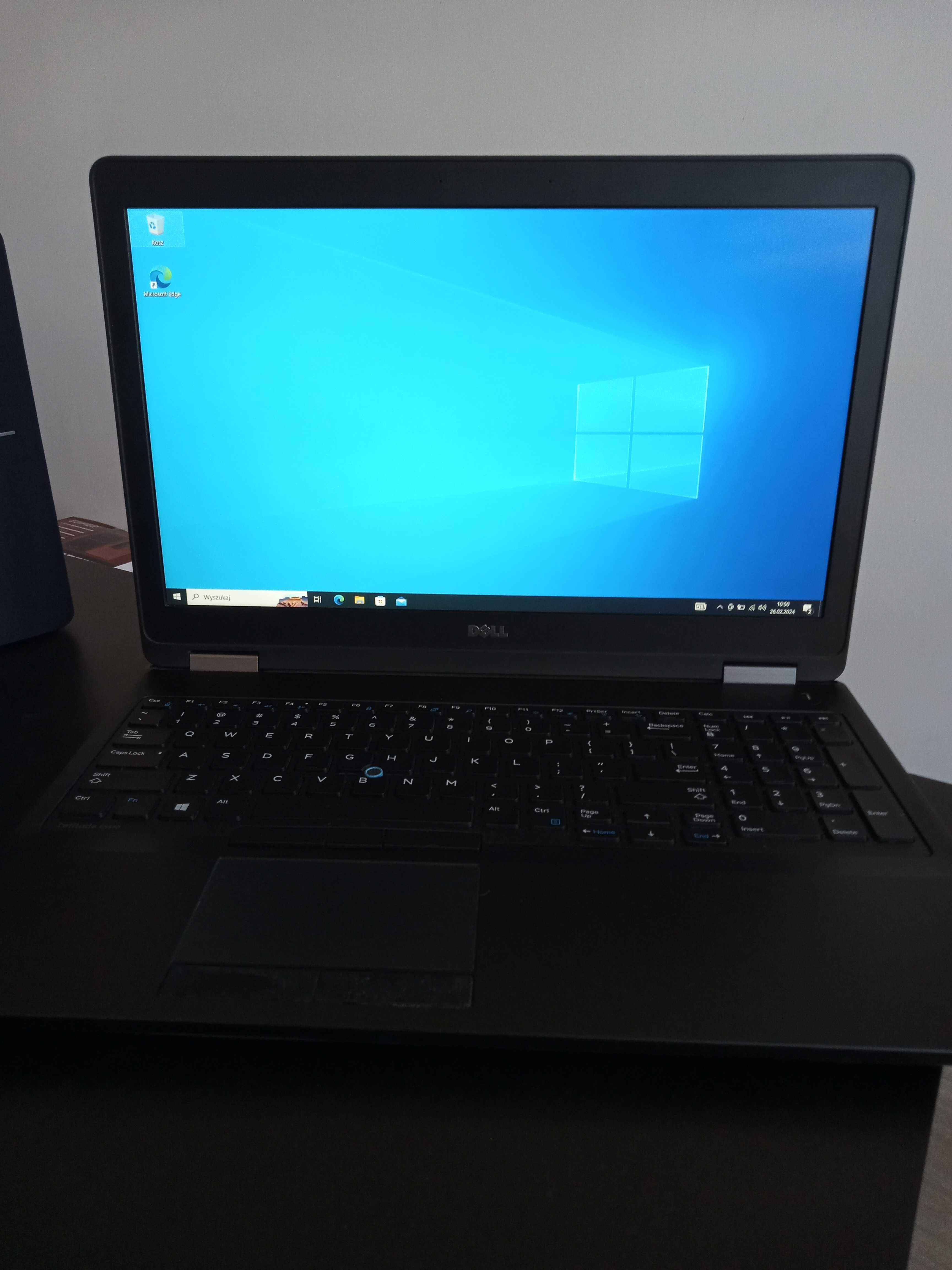 Laptop Dell Latitude E5570 Intel i7-6600u, 512 GB SSD, 16 GB RAM